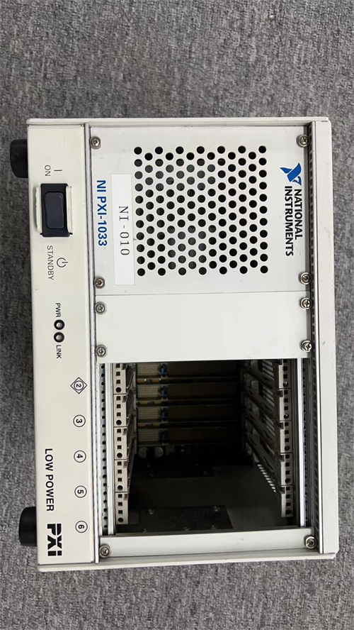 PXI-1033